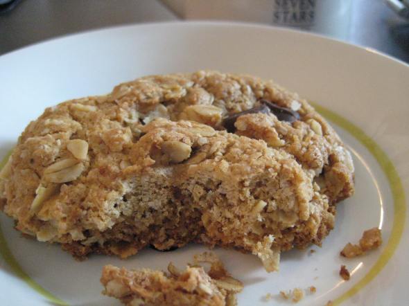 Browned Butter Oatmeal Cookies || Small World Supper Club